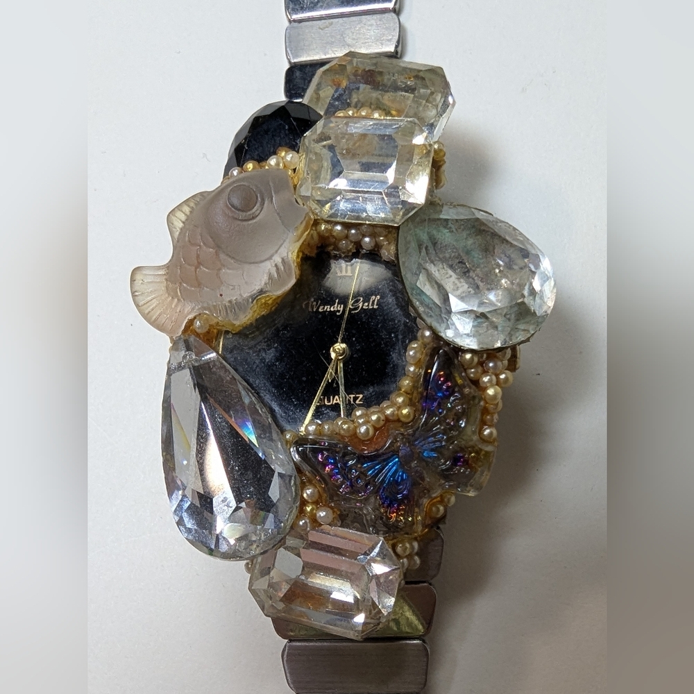Wendy Gel vintage watch with butterfly and fish on a Wendy  watch